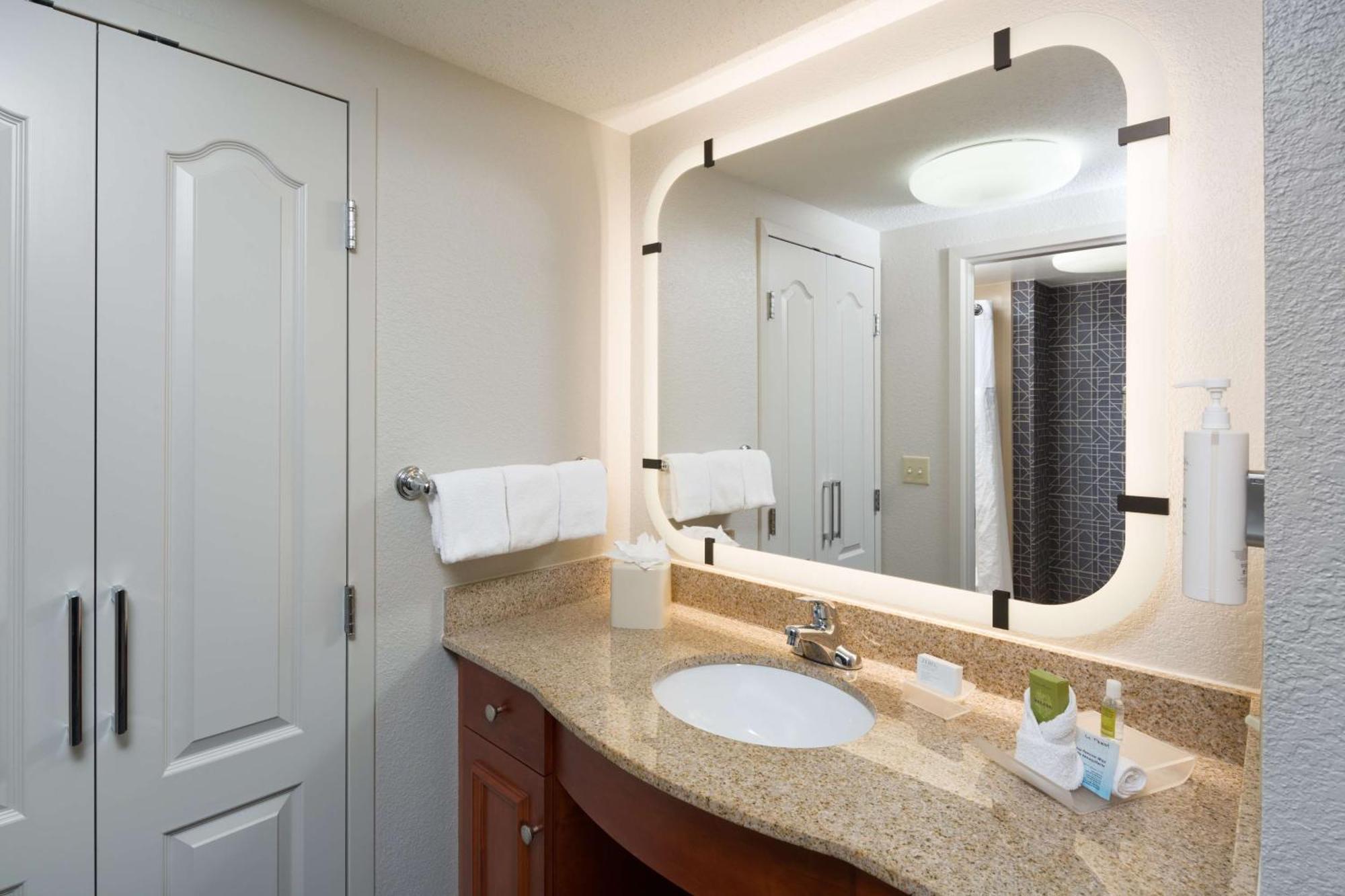 Homewood Suites By Hilton Newburgh-Stewart Airport New Windsor Bagian luar foto